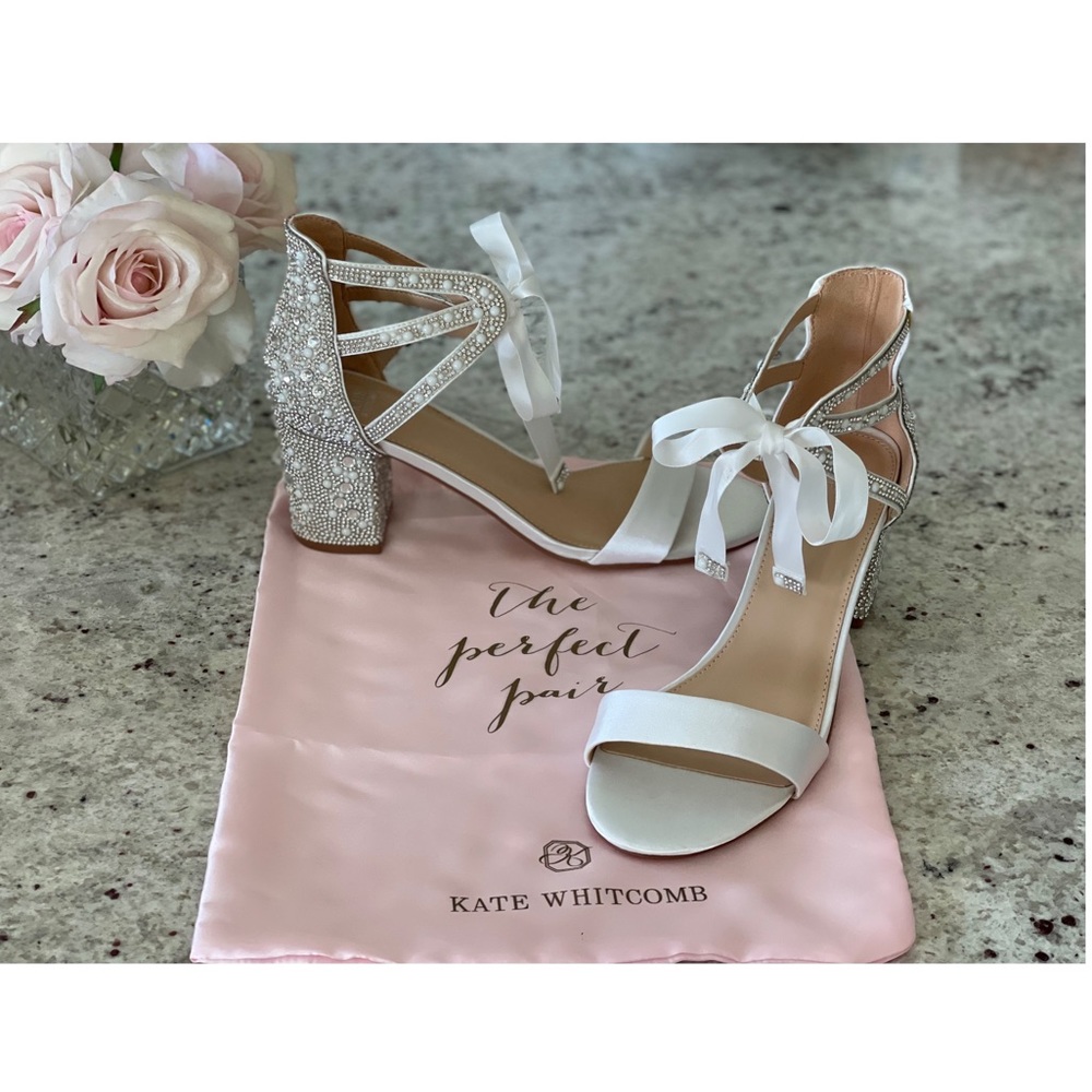 BNWT Kate Whitcomb “Lola” Ivory Block Heel Bridal Shoes